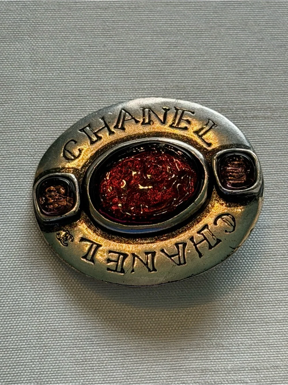 Vintage CHANEL Rue Cambon Paris Silver-Tone Oval Brooch with Gripoix Stones